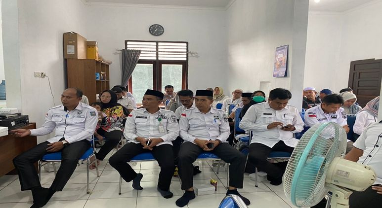 Sosialisasi Sistem integrasi Rumah Potong Hewan dan pelaku Usaha Pemotongan Hewan (Siti Rupawan) UPTD Rumah Potong Hewan Batulicin Dinas Ketahanan pangan dan Pertanian