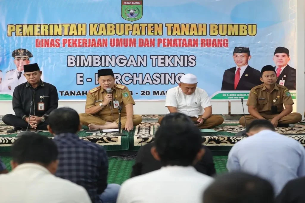 PUPR-Tanah-Bumbu-gelar-bimtek-jasa-konstruksi.webp